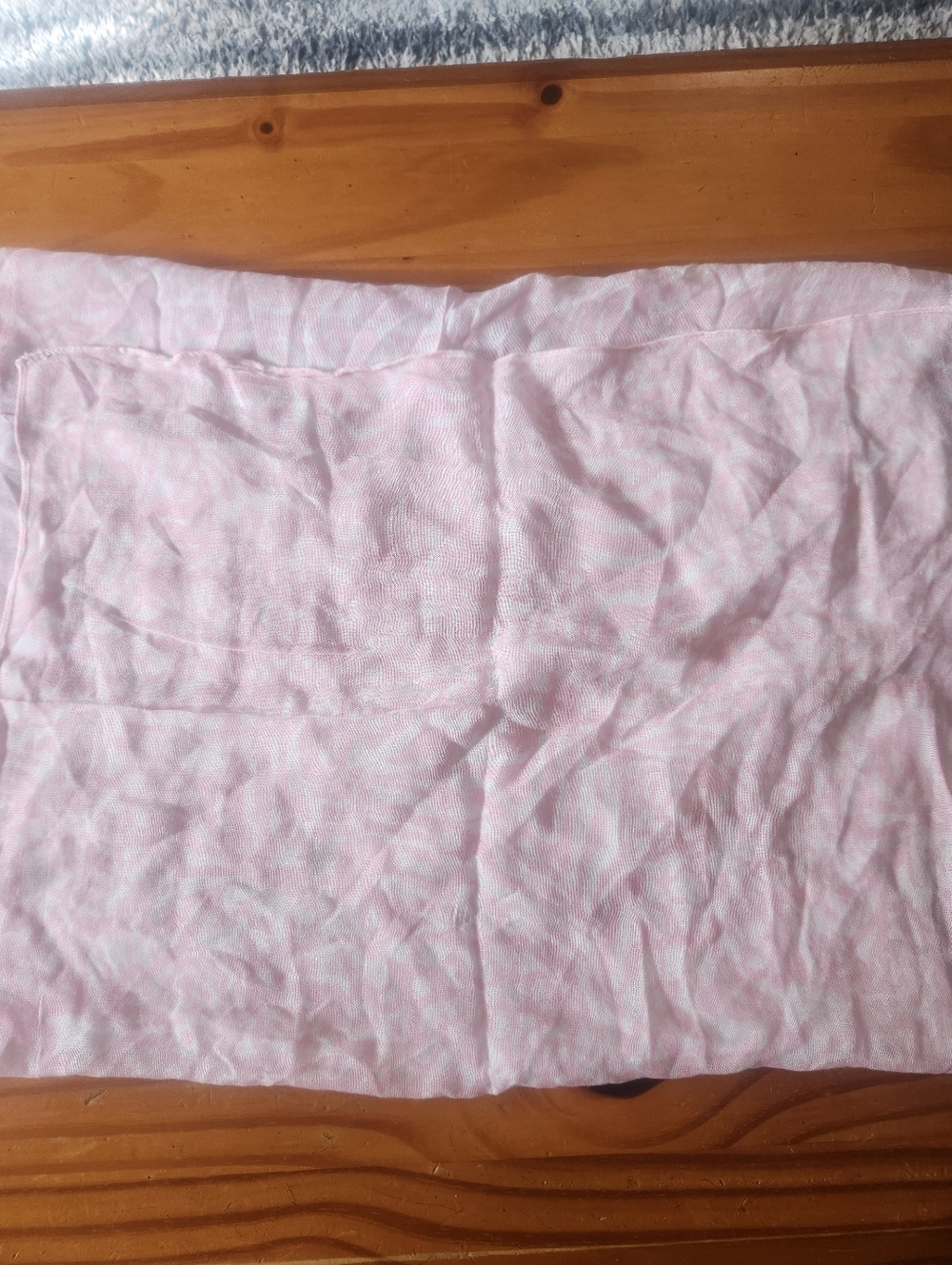 Ten Thousand Villages Patterned Zoology Scarf Pink/White New With Tags